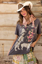 Load image into Gallery viewer, Magnolia Pearl Dancing Star T