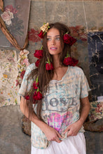 Load image into Gallery viewer, Magnolia Pearl Your Aura T