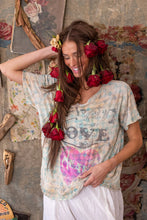 Load image into Gallery viewer, Magnolia Pearl Your Aura T