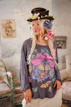 Load image into Gallery viewer, Magnolia Pearl Flor De La Passion Viggo T