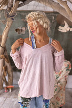 Load image into Gallery viewer, Magnolia Pearl Europa Long Sleeve T