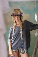 Load image into Gallery viewer, Magnolia Pearl Europa Long Sleeve