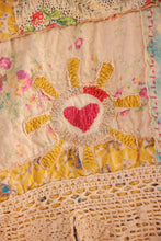 Load image into Gallery viewer, Magnolia Pearl Mi Arte Mi Vida Poncho