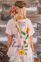 Load image into Gallery viewer, Magnolia Pearl Frida Art Is The Remedy T