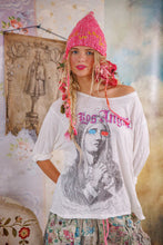 Load image into Gallery viewer, Magnolia Pearl Glitter Saint Viggo T