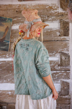 Load image into Gallery viewer, Magnolia Pearl Little Star Hermosa Sweatshirt