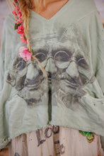 Load image into Gallery viewer, Magnolia Pearl Bapu Fritza Hoodie