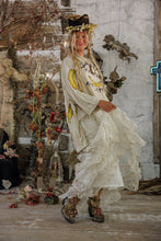 Load image into Gallery viewer, Magnolia Pearl Banana Funk 'N Junk Hi Lo Francis