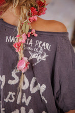 Load image into Gallery viewer, Magnolia Pearl Spiritos T