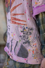 Load image into Gallery viewer, Magnolia Pearl Frida del Sol Vetiver Sweatshirt