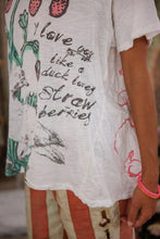 Load image into Gallery viewer, Magnolia Pearl Ducks Love Strawberries T