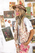 Load image into Gallery viewer, Magnolia Pearl Applique Nikha Vest