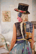 Load image into Gallery viewer, Magnolia Pearl Patchwork Andriy Vest