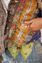 Load image into Gallery viewer, Magnolia Pearl Patchwork Andriy Vest