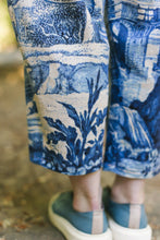 Load image into Gallery viewer, Market of Stars Let The Light In Linen Cropped Artist Pant Blue Delft Print
