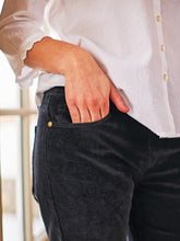 Load image into Gallery viewer, April Cornell Cache Corduroy Pull On Pant