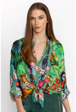 Load image into Gallery viewer, Johnny Was Tigres Et Fleurs Seline Button Down