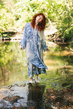 Load image into Gallery viewer, Market of Stars Let The Light In Opera Duster Kimono Robe Blue Delft Toile