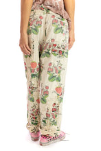 Load image into Gallery viewer, Magnolia Pearl Charmie Trousers Bloomberry