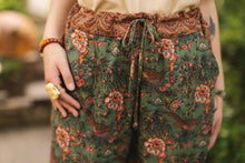 Load image into Gallery viewer, Market of Stars Secret Garden Linen Cropped Artist Pant w/ Flowers, Fan
