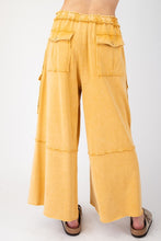 Load image into Gallery viewer, Easel Washed Wide Leg Terry Cargo Pant
