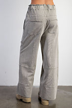 Load image into Gallery viewer, Easel Mineral Washed Terry Knit Cargo Sweatpants