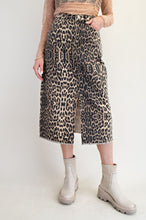 Load image into Gallery viewer, Easel Animal Printed Twill Skirt
