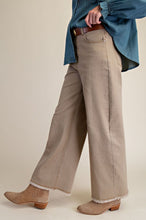 Load image into Gallery viewer, Easel Self Fray Bottom Washed Stretch Twill Pants