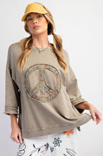 Load image into Gallery viewer, Easel Mineral Washed Terry Floral Peace Sign Pullover
