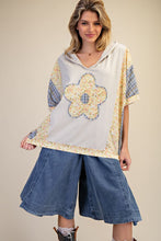 Load image into Gallery viewer, Easel Flower and Plaid Printed Hoodie Pullover