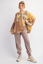 Load image into Gallery viewer, Easel Plaid Mix Daisy Patch Oversized Knit Top