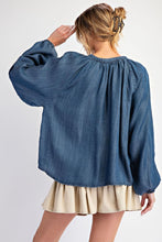 Load image into Gallery viewer, Easel Washed Chambray Flare Woven Tunic