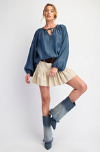 Load image into Gallery viewer, Easel Washed Chambray Flare Woven Tunic