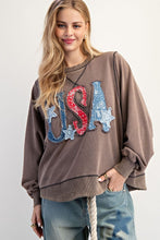 Load image into Gallery viewer, Easel USA Patch Washed Terry Pullover