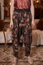 Load image into Gallery viewer, Market of Stars Momento Linen Crop Artist Pant w/ Floral Print & Skull