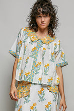 Load image into Gallery viewer, Pol Clothing Floral Pattern V-Neck Short Sleeve Roomy Fit Top