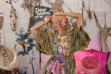 Load image into Gallery viewer, Magnolia Pearl Kontessa Kimono
