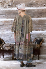 Load image into Gallery viewer, Magnolia Pearl Sullana Smock Dress