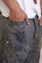 Load image into Gallery viewer, Magnolia Pearl Quilted Miners Pant Crow