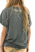 Load image into Gallery viewer, Magnolia Pearl Joseph Star T Ozzy