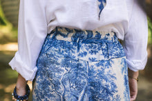 Load image into Gallery viewer, Market of Stars Let The Light In Linen Cropped Artist Pant Blue Delft Print
