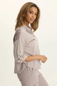 XCVI Knapp Button-Up