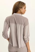 Load image into Gallery viewer, XCVI Knapp Button-Up
