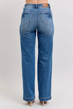 Load image into Gallery viewer, Judy Blue Jeans HW Contrast Thread Straight
