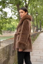 Load image into Gallery viewer, CHOKLATE PARIS Faux fur coat with large collar
