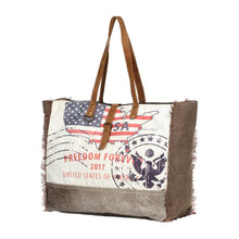 Load image into Gallery viewer, Myra Bag Partisan Weekender Bag
