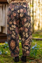 Load image into Gallery viewer, Market of Stars Lionheart Linen Crop Artist Pant w/ florals &amp; Narnia print
