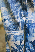 Load image into Gallery viewer, Market of Stars Let The Light In Linen Cropped Artist Pant Blue Delft Print
