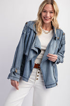 Load image into Gallery viewer, Easel Washed Denim Zip Up Front Jacket
