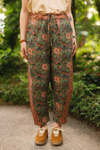 Load image into Gallery viewer, Market of Stars Secret Garden Linen Cropped Artist Pant w/ Flowers, Fan
